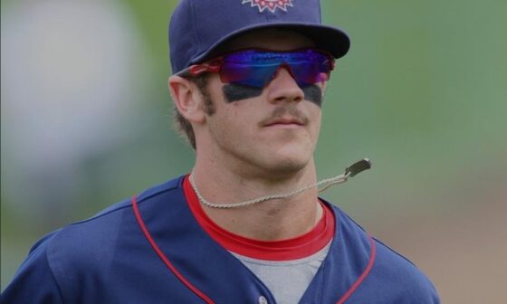 Was going thru some old Hagerstown Suns pictures online and forgot Bryce played there...and at some point he had a stache
