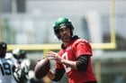 Aaron Rodgers in todays OTA practice 14/15 🎯 ~326 yards 🚀 3 TD | 0 INT ✅ #Jets #TakeFlight