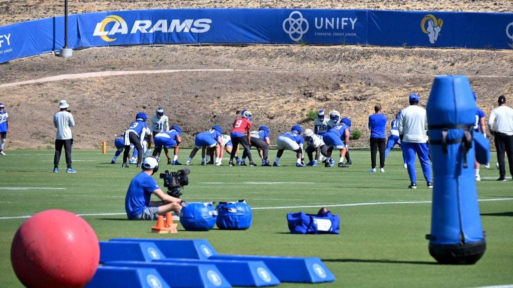 Rams file paperwork to build practice facility in Woodland Hills
