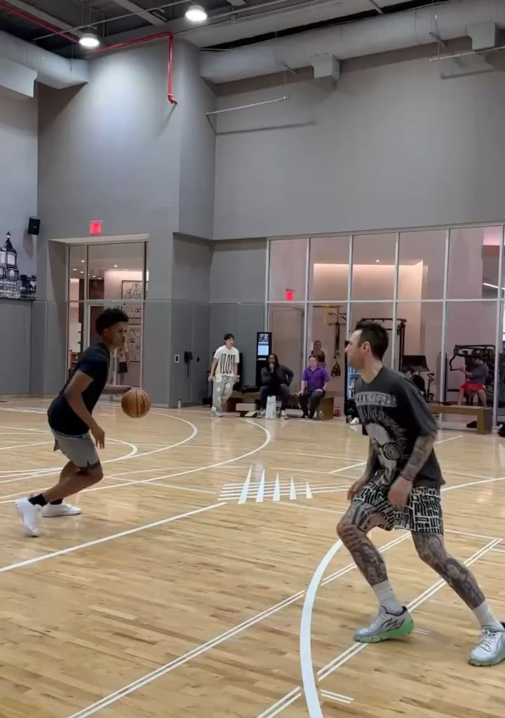 Cam and Amen are being trained by Chris Brickley ahead of Summer League