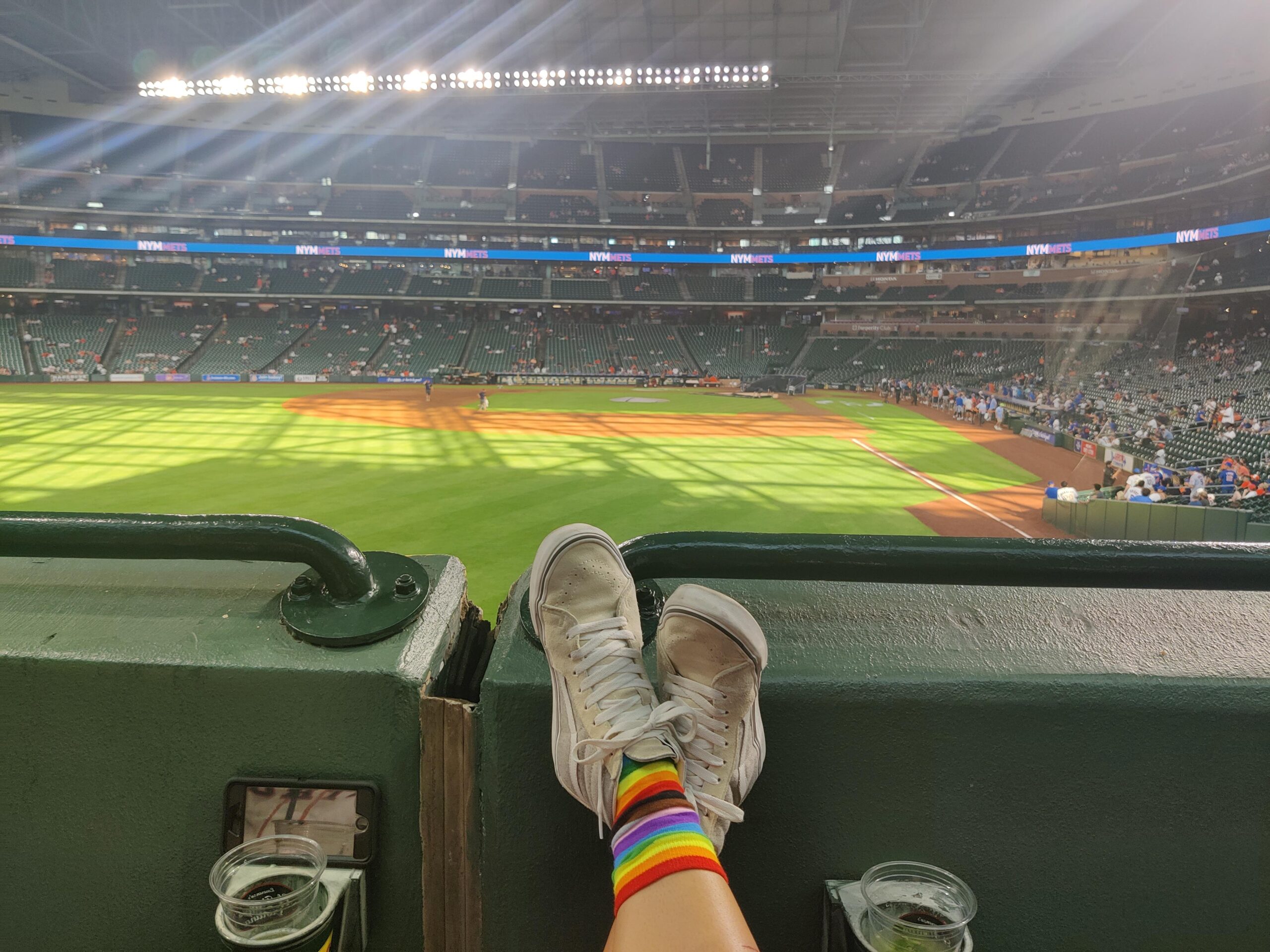 Checking in from the Crawford Boxes 🏳️‍🌈⚾ Raw Chili