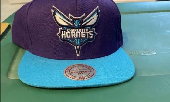 Hey Hornets fans! I have been collecting sports caps for the better part of 20 years, and I’ve finally acquired all 124 major pro teams in the US and Canada! Here are my entries for the Hornets 🐝🟣