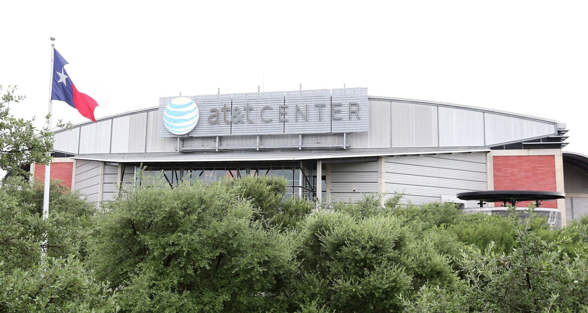 Councilman: City Manager has been talking to the Spurs about new downtown arena