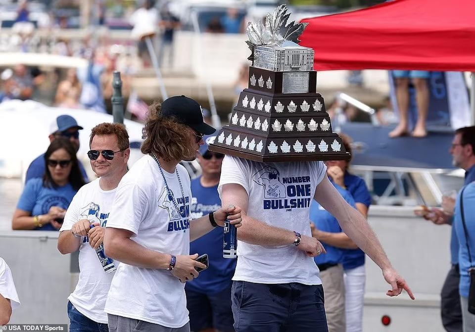 Happy 29th birthday to my favorite large feline! Let’s celebrate with some of my favorite pictures of him so far!