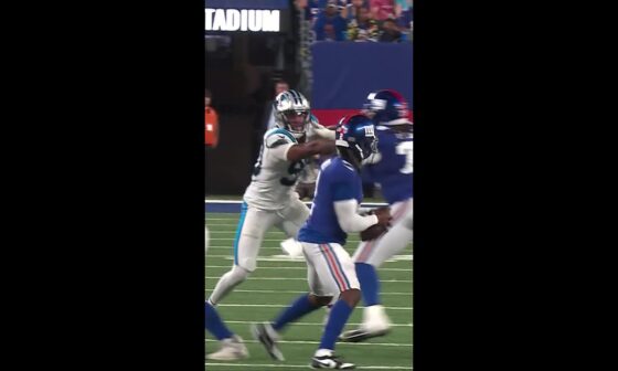 LaBryan Ray with a Sack vs. New York Giants