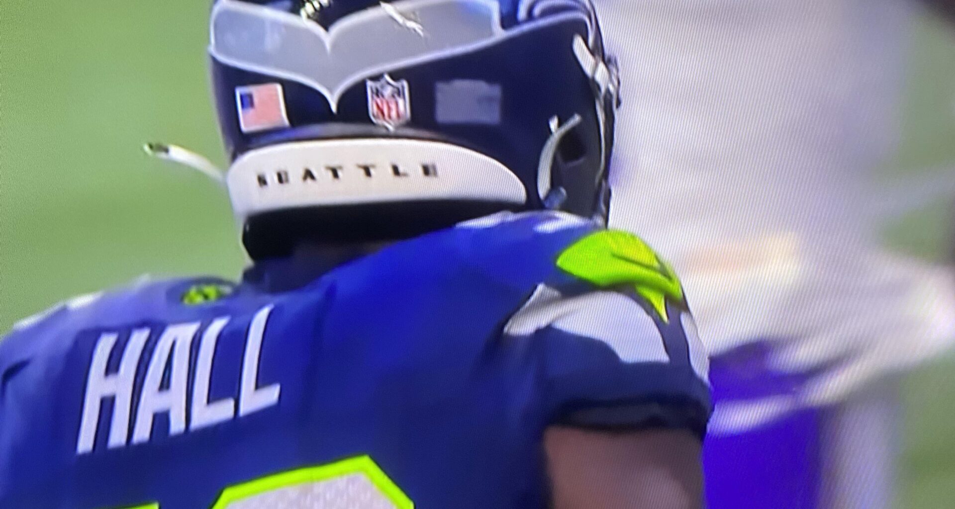 Hall looks like a dawg.