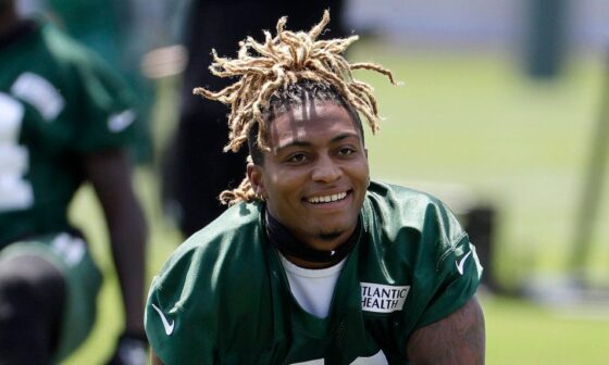 Former NFL player [Buster Skrine] accused of $100,000 fraudulent withdraw at banks near Toronto, police say