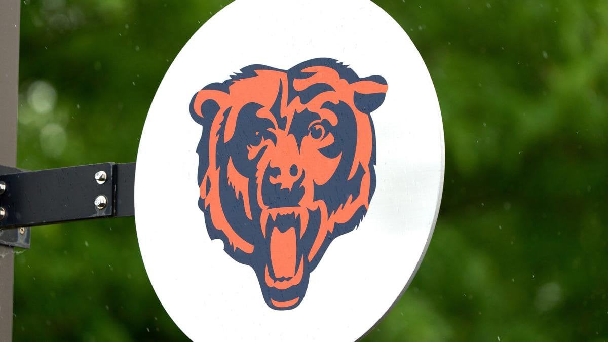 Bears change primary logo to bear head, but the C will remain on helmet and 50-yard line