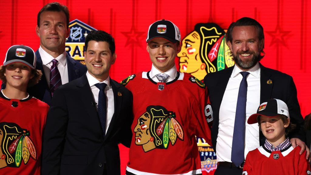 Inside look at Chicago Blackhawks -> by [Tracey Myers @Tramyers_NHL / NHL.com Staff Writer]