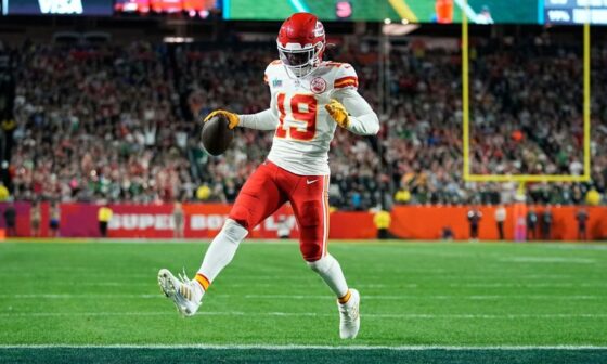 Chiefs expect Kadarius Toney and Isiah Pacheco to be ready to play in their regular season opener against the Lions