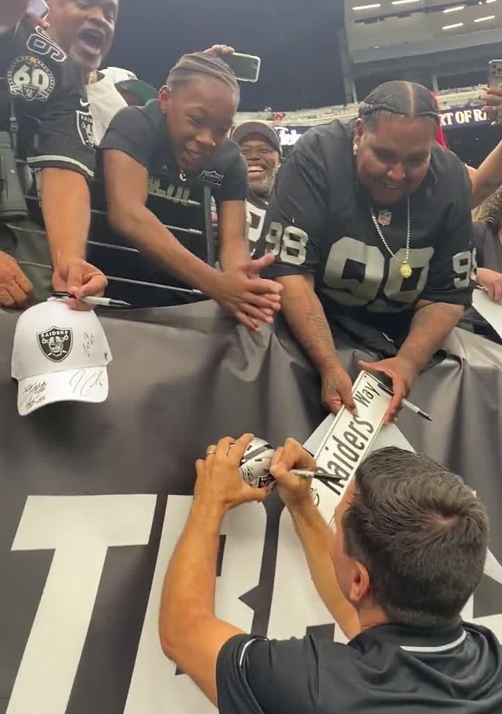 #RaiderNation asking GM Dave Ziegler to sign RB Josh Jacobs “We’ll make it happen”- Ziegler