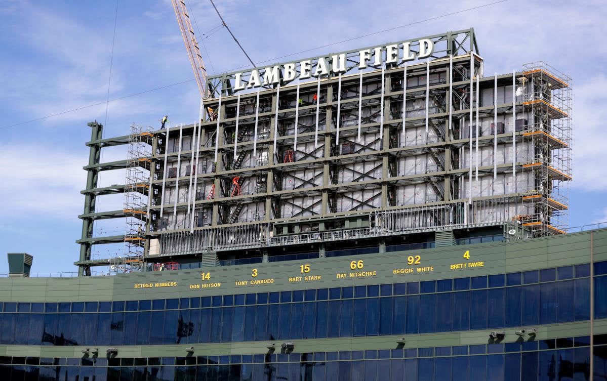Packers have invested $1 billion this century, thanks in large part to 2003 Lambeau renovation