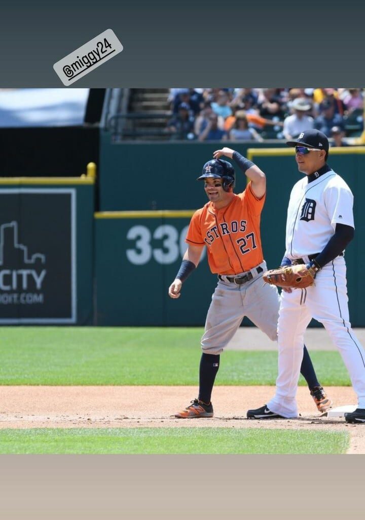Altuve posted for first time in a while!!! It's him and miggy a old pic🥺🥺🧡