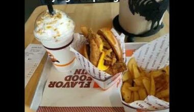 Tried Shaq's Big Chicken Restaurant