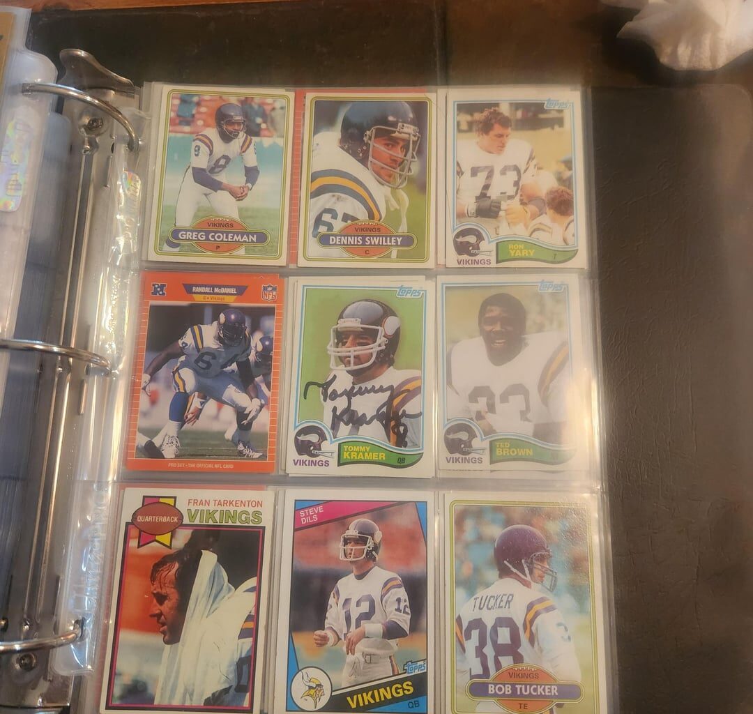 Since we are posting vikings cards today! From my dad's collection!