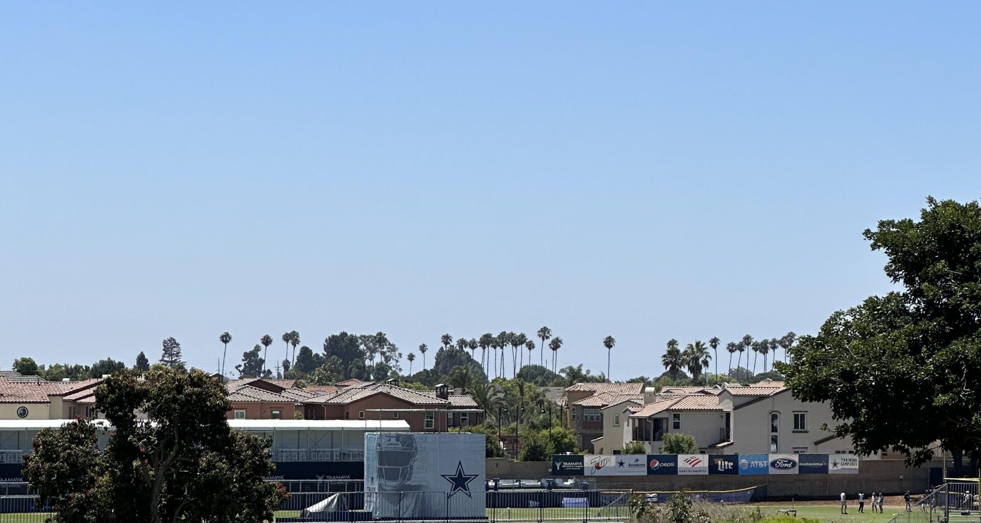 Got Flipped Off By Some Cowboys for yelling "Go Commanders"