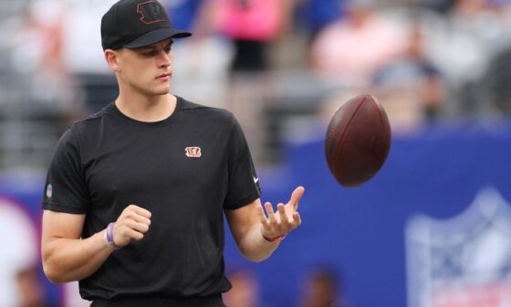 Former NFL WR texted Joe Burrow for injury update