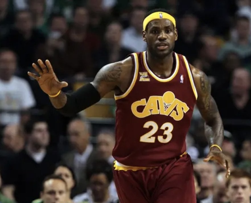 Best Cavs Uni Tournament [Poll]: Round 1 Matchup 8