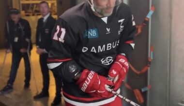 Peter Forsberg back on the ice for Mats Zuccarello’s charity game in Norway
