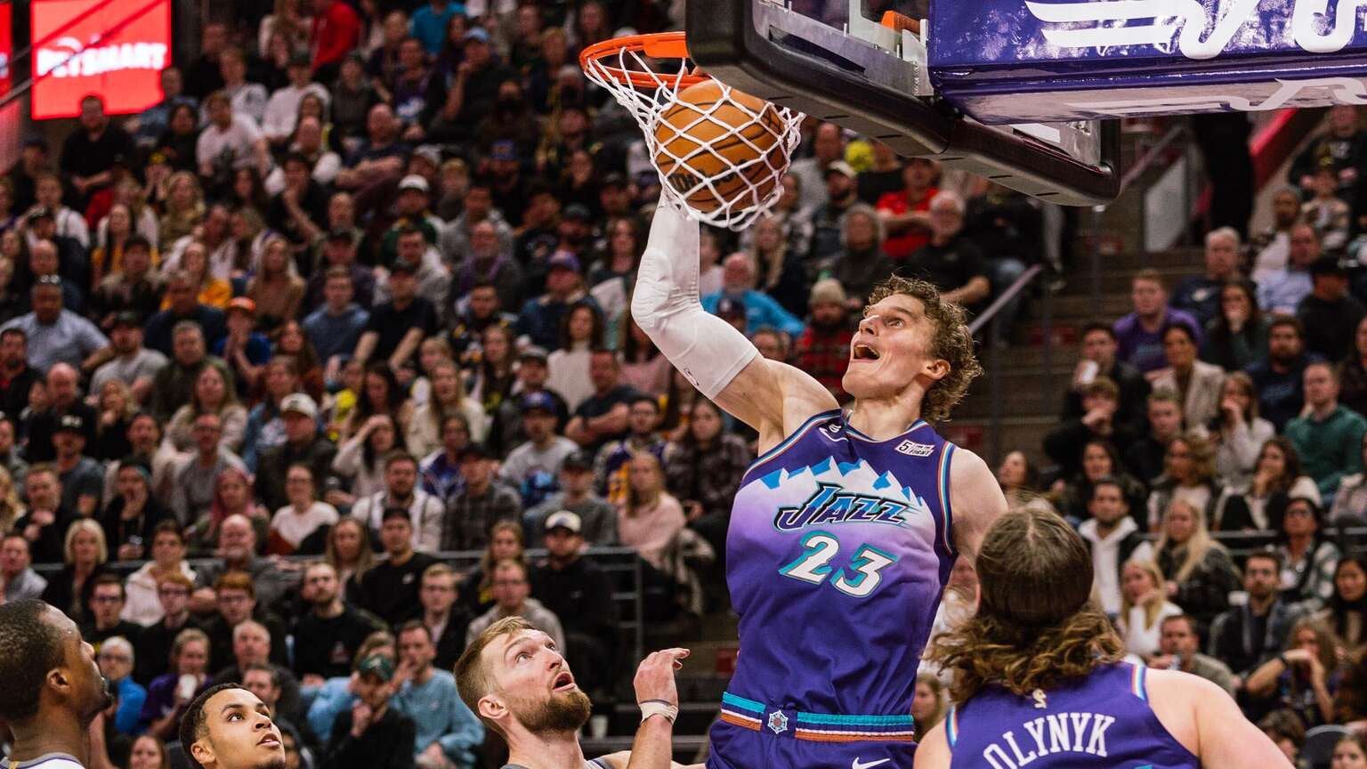 Utah Jazz partner to steam games locally. It *CAN* be done.