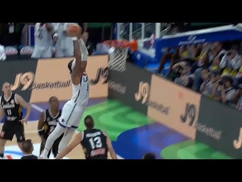 Paolo with the spin and dunk!