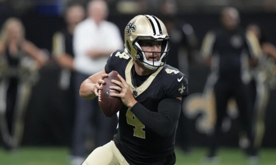 Saints QB Derek Carr looks sharp in first game for his new team