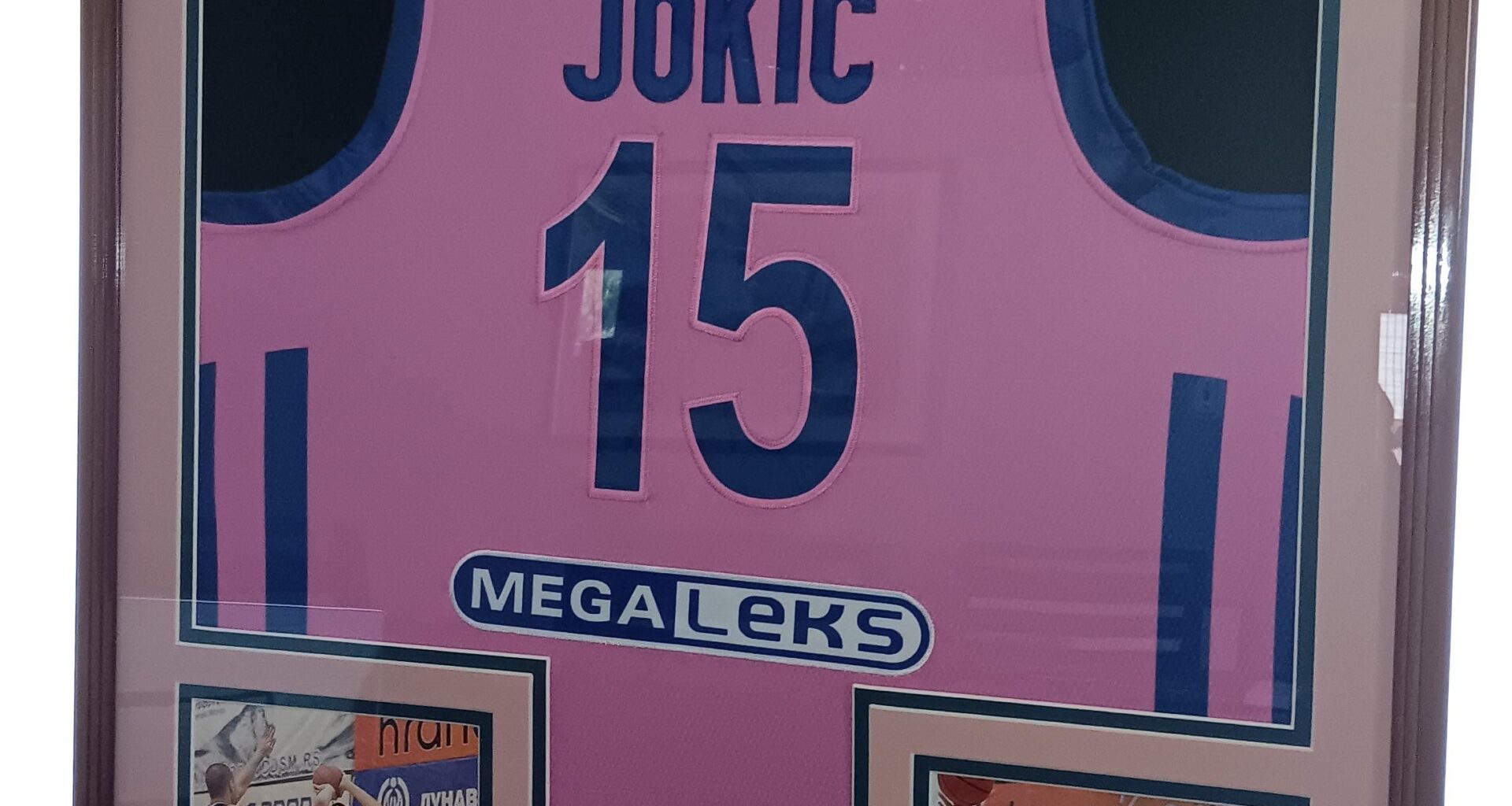 OK nuggs, last post of my jerseys, just got him in the frame and flattened out nice now where to put him 🤔