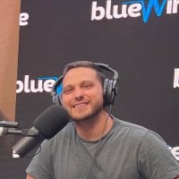 [Schneier] It might be too late for 2023 but the #Giants need to seriously considering offering him a massive contract this offseason. There are a handful of OL coaches who make a MAJOR difference. The rest seem to not. Go pay any $ to get one (doesn’t count against salary cap).