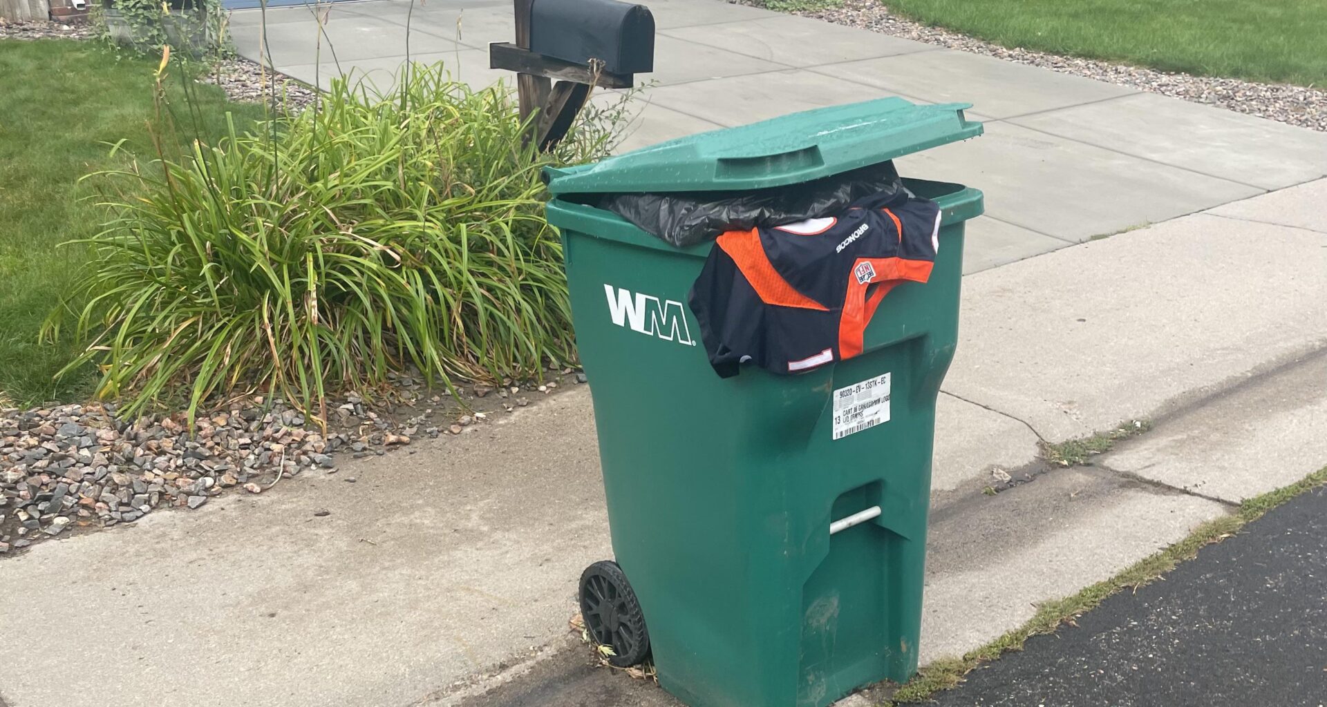 Looks like my neighbor decided he is already done…