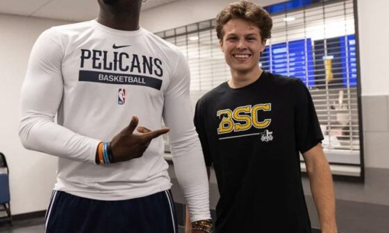 [Official] #FlashbackFriday to when Zion met up with his old friend from eighth grade, Bryson Bishop (@B_P_B_2 ) 🤣