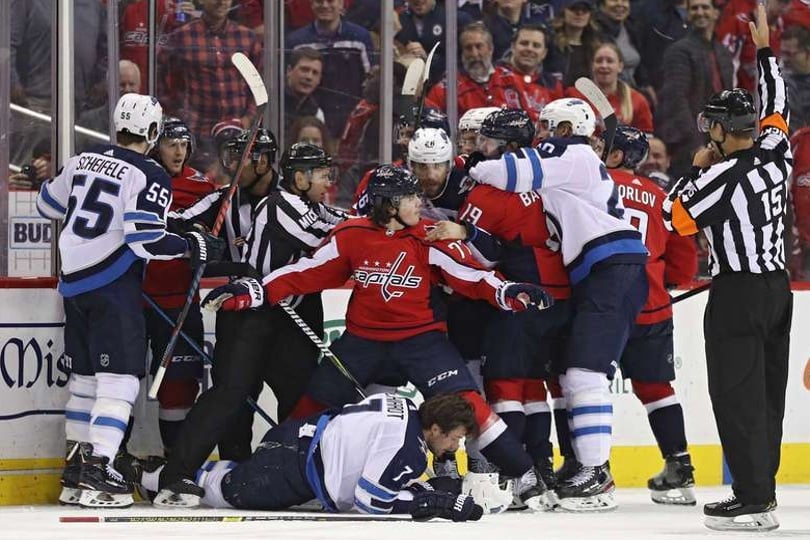 Oshie protecting Jet's Chariot and being just an overall great guy appreciation!