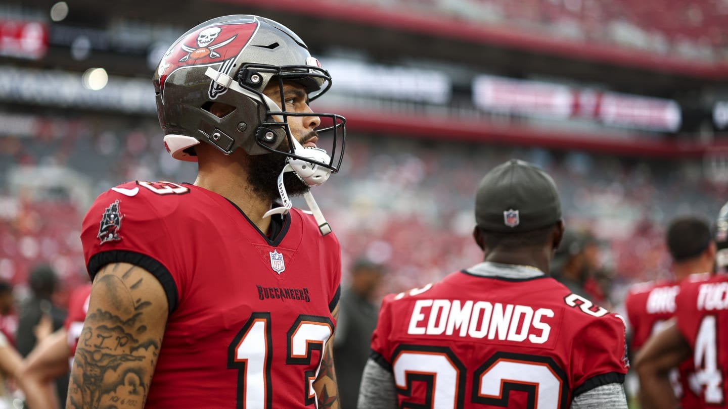 Mike Evans addresses contract ultimatum with Buccaneers: 'Want to get something done'