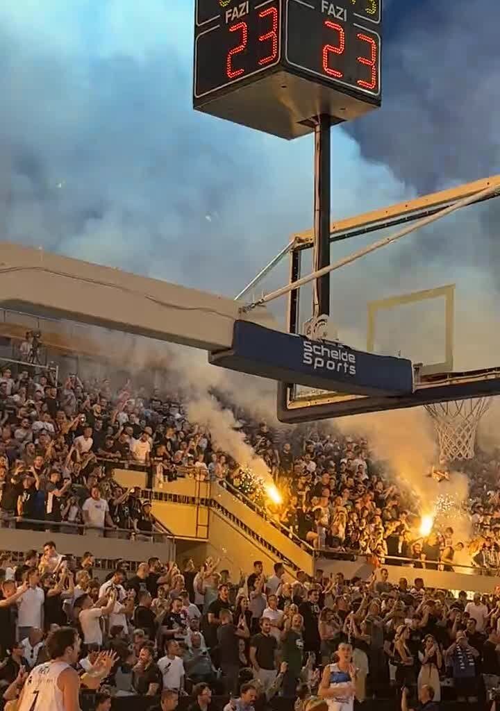 PJ Dozier scores his first basket for Partizan!