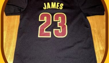 LEBRON JAMES ADIDAS REPLICA BLACK ALTERNATE CLEVELAND CAVALIERS JERSEY YOUTH SM