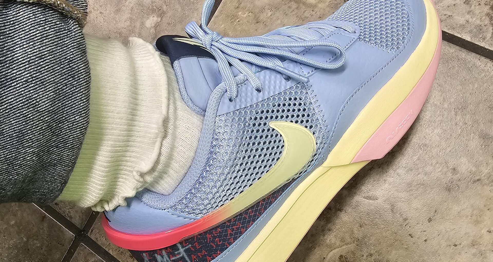 Pulled the trigger on these Day Ones at Bad Timing. I'm a lady and finding men's size 7 is hard in-person. At 43, I'm buying my first pair of cool sneakers.