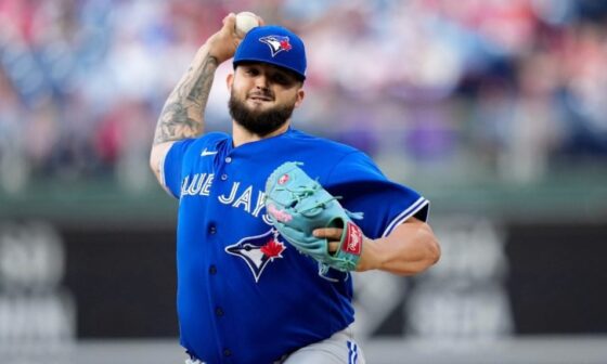 Blue Jays' Alek Manoah receives right-arm injections, season officially ends