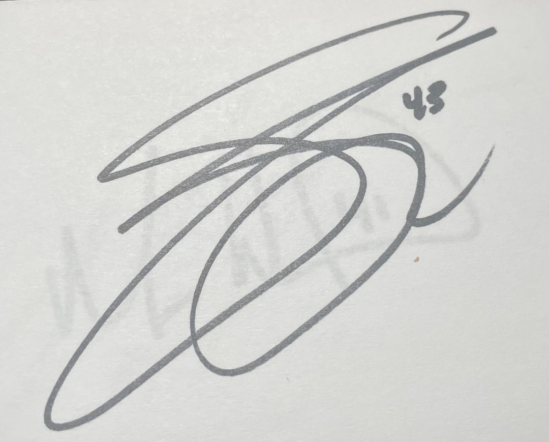 Need help identifying autographs