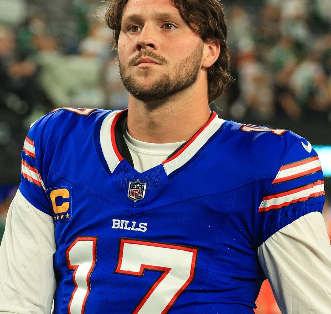 There's just something so amazing about seeing Josh with a golden Captain's patch