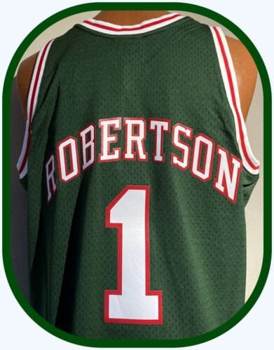 OSCAR ROBERTSON MITCHELL & NESS MILWAUKEE BUCKS SWINGMAN JERSEY XL OR XXXLARGE