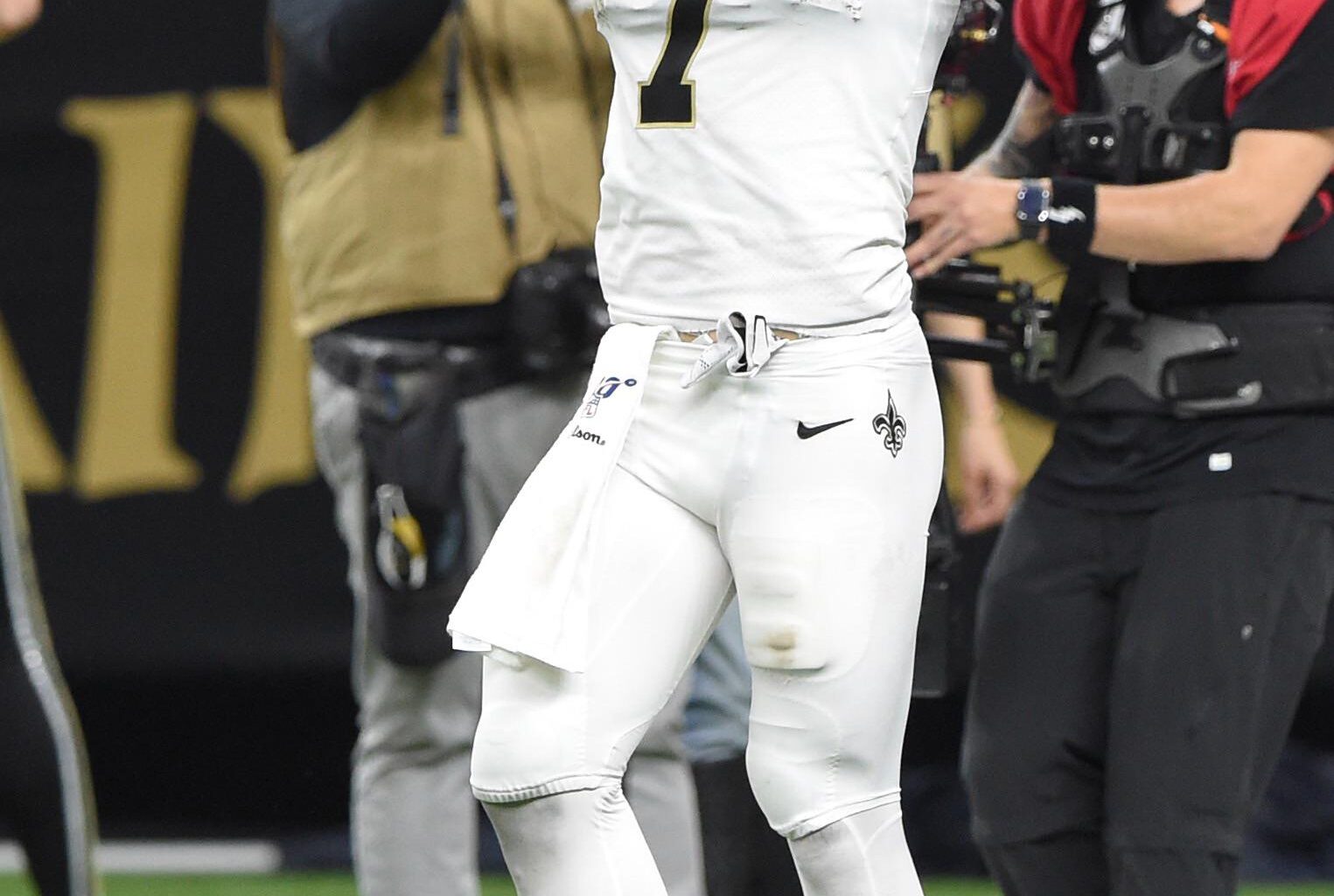 Crazy Stat: The Saints are 16-1 when Taysom Hill has at least 7 carries…👀