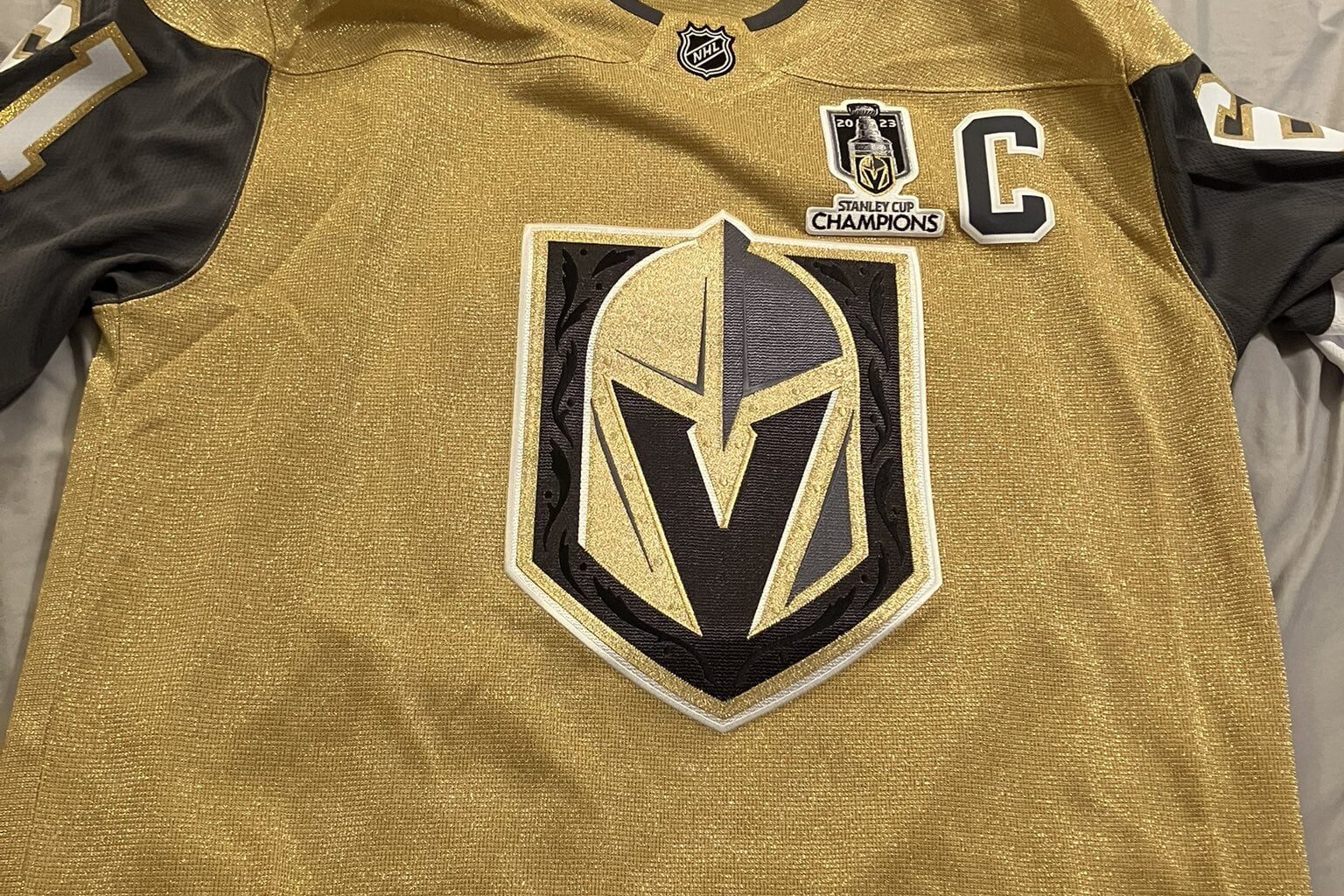 It's finally here! Been watching since 2018 but only just now was able to grab a sweater. Had to be Stone! (Corgi for scale)