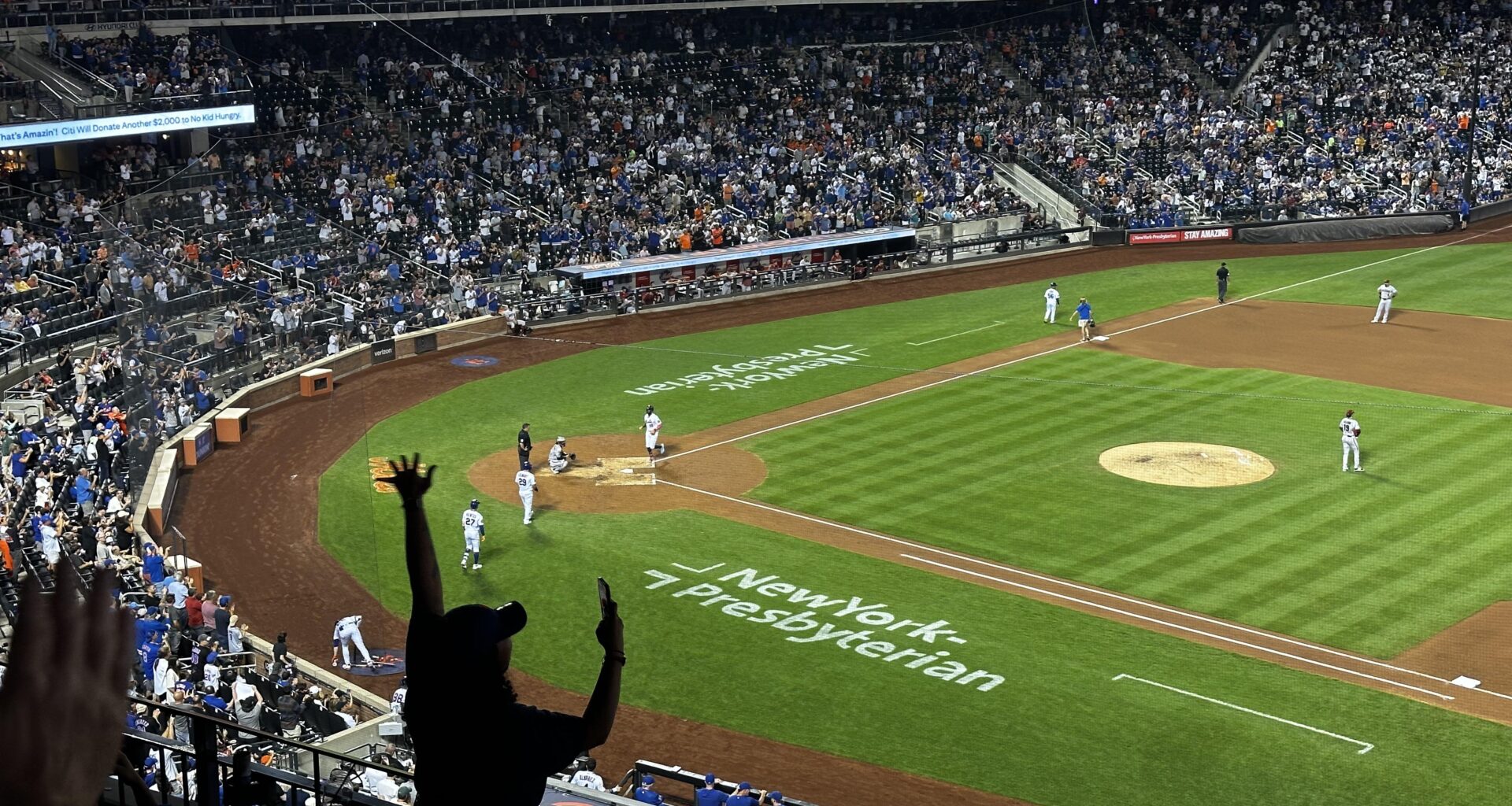 Ronny Mauricio has hit his first career home run!!!!