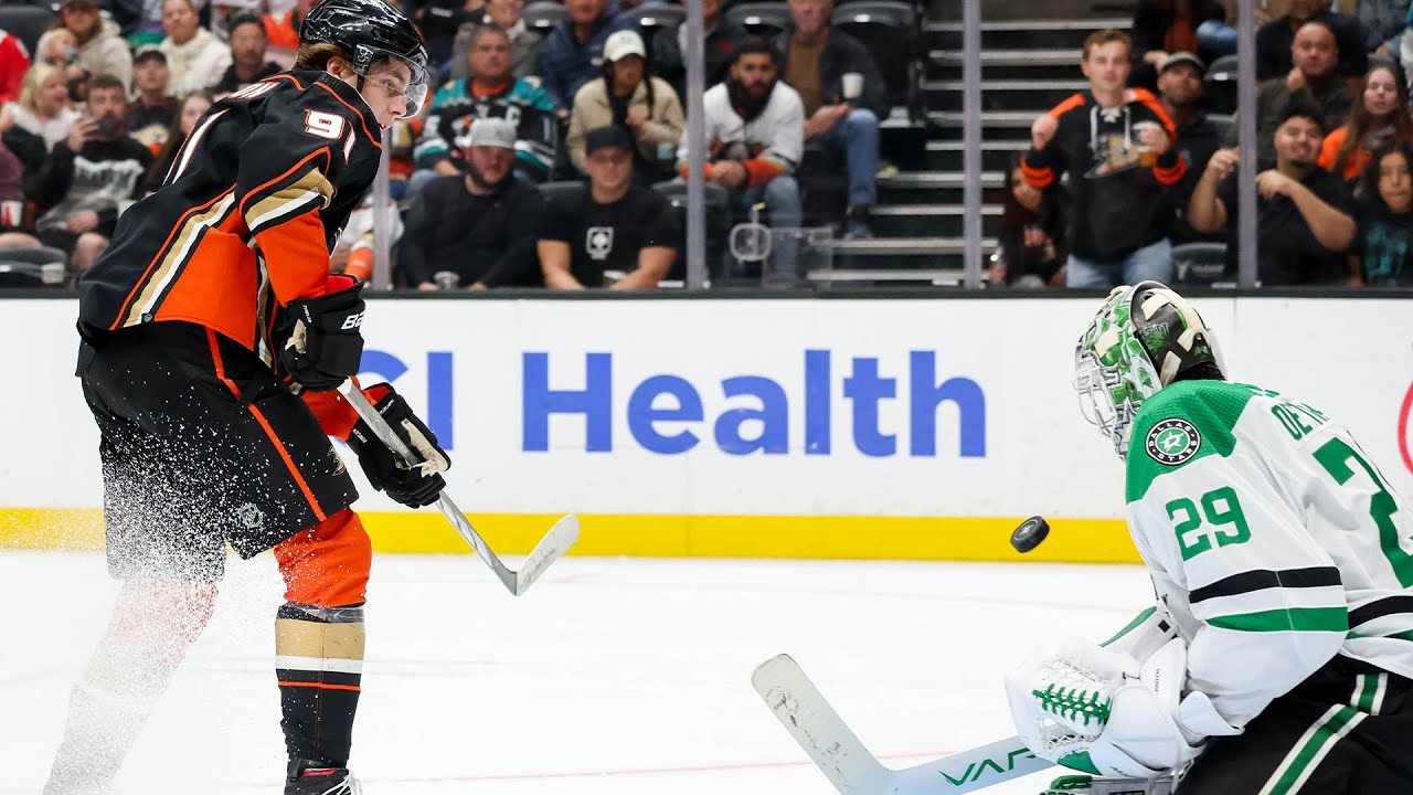 Welcome to the NHL, Leo Carlsson! 😍🇸🇪🚨