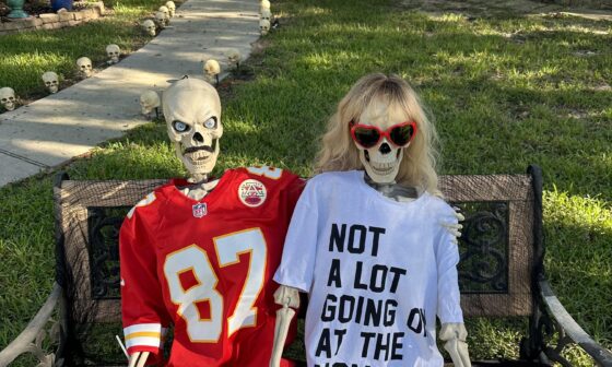 When you’re a 46 year die hard Chiefs fan and your wife is a Swiftie..
