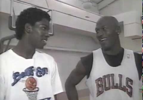 High Schooler Michael Finley playing HORSE and 1 on 1 with MJ in 1991.