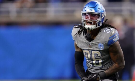 The Lions made a conscious effort to get Gibbs going early with 11 first quarter touches (8 rushes, 3 receptions), the most touches in an opening quarter since Christian McCaffrey in week 15 of last year; Penei Sewell, 'Finally saw the real Jahmyr'