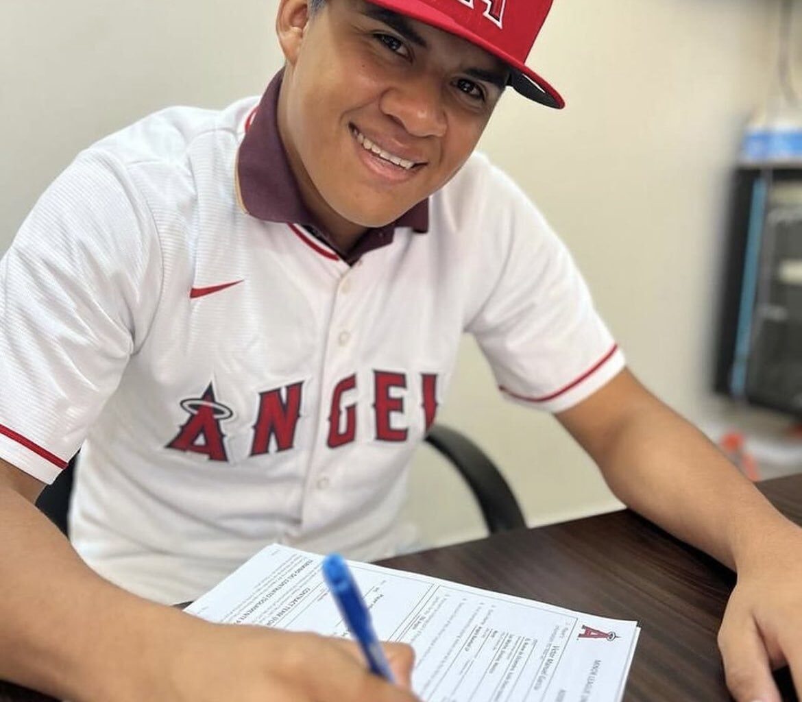 #Angels have signed RHP Victor Garcia out of Los Mochis, Sinaloa, Mexico 🇲🇽🇲🇽🇲🇽 Only 7 major leaguers have come out of Los Mochis. One is Andres Munoz of the Seattle Mariners.