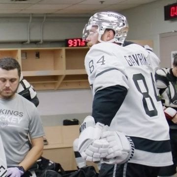 LA Kings on Instagram: "Locker room vibes going crazy 🕺"