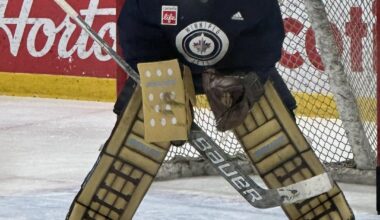 Laurent Brossoit breaking in his ‘new’ retro pads at practice today. He’ll wear them when the Jets wear their RCAF inspired ‘48 jersey.
