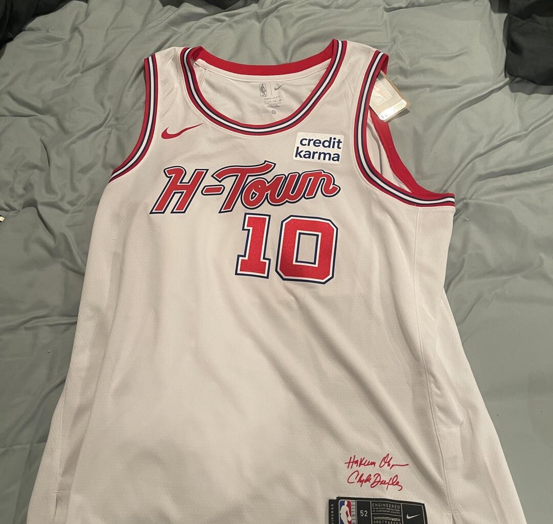 Lucky Bari Jersey? 🤔